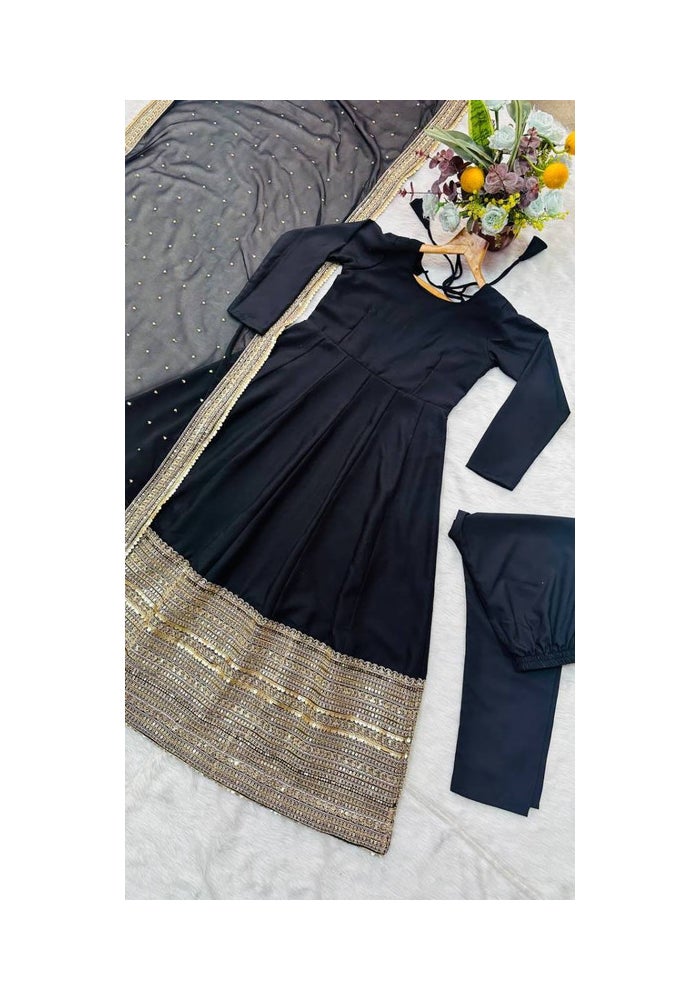 Malishka Export Black Embroidered Anarkali Kurta With Dupatta for Women - Image 4